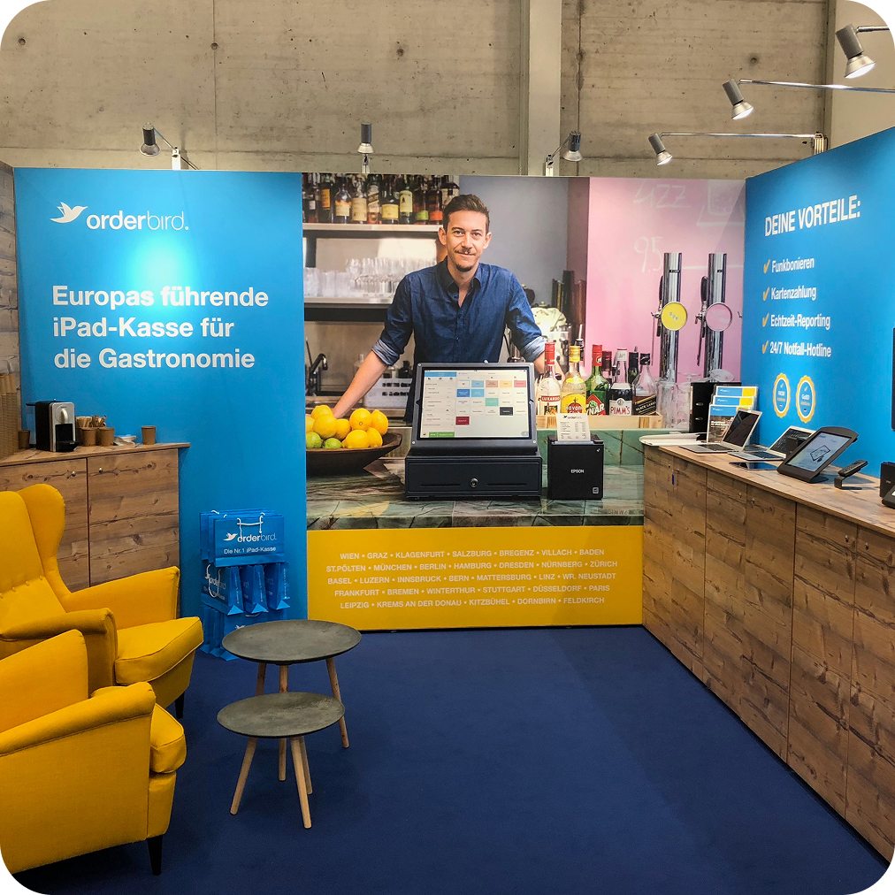 Ein Messestand von orderbird Registrierkassensystemen
